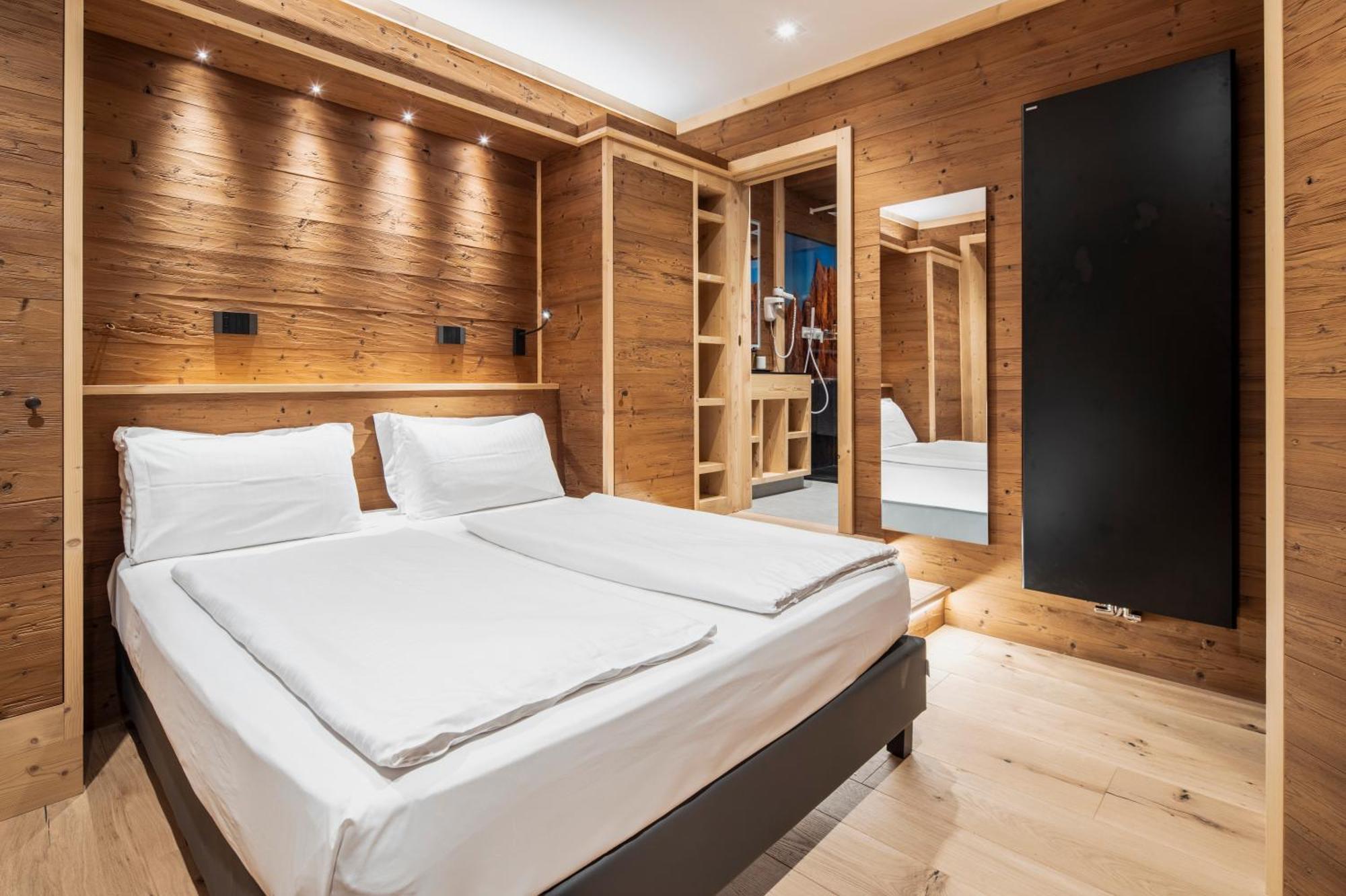Hotel Villa Alpina ***S Cortina dʼAmpezzo Exteriör bild