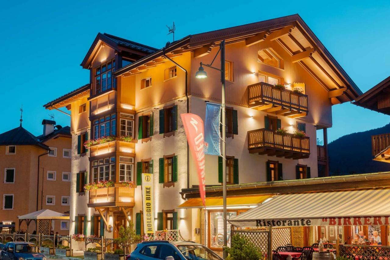 Hotel Villa Alpina ***S Cortina dʼAmpezzo Exteriör bild